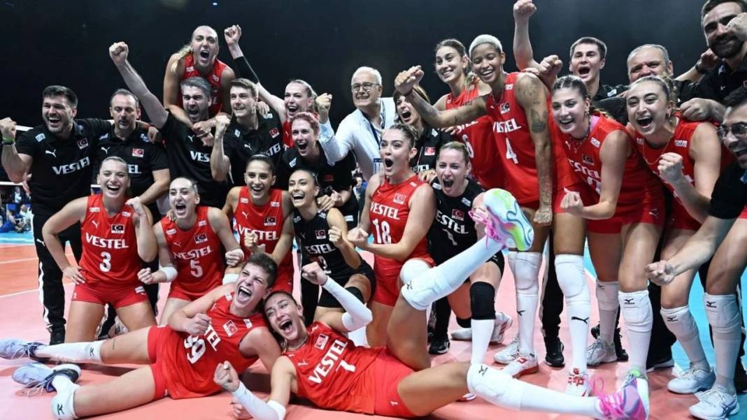 4'te 4 yaptılar ama: Filenin Sultanları Milletler Ligi'nde bakın kaçıncı sırada 15
